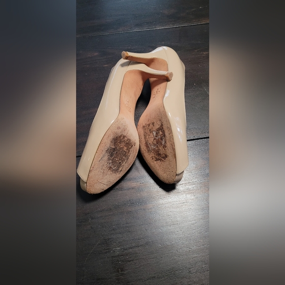Nude peep toe heels size 9 - Picture 3 of 3